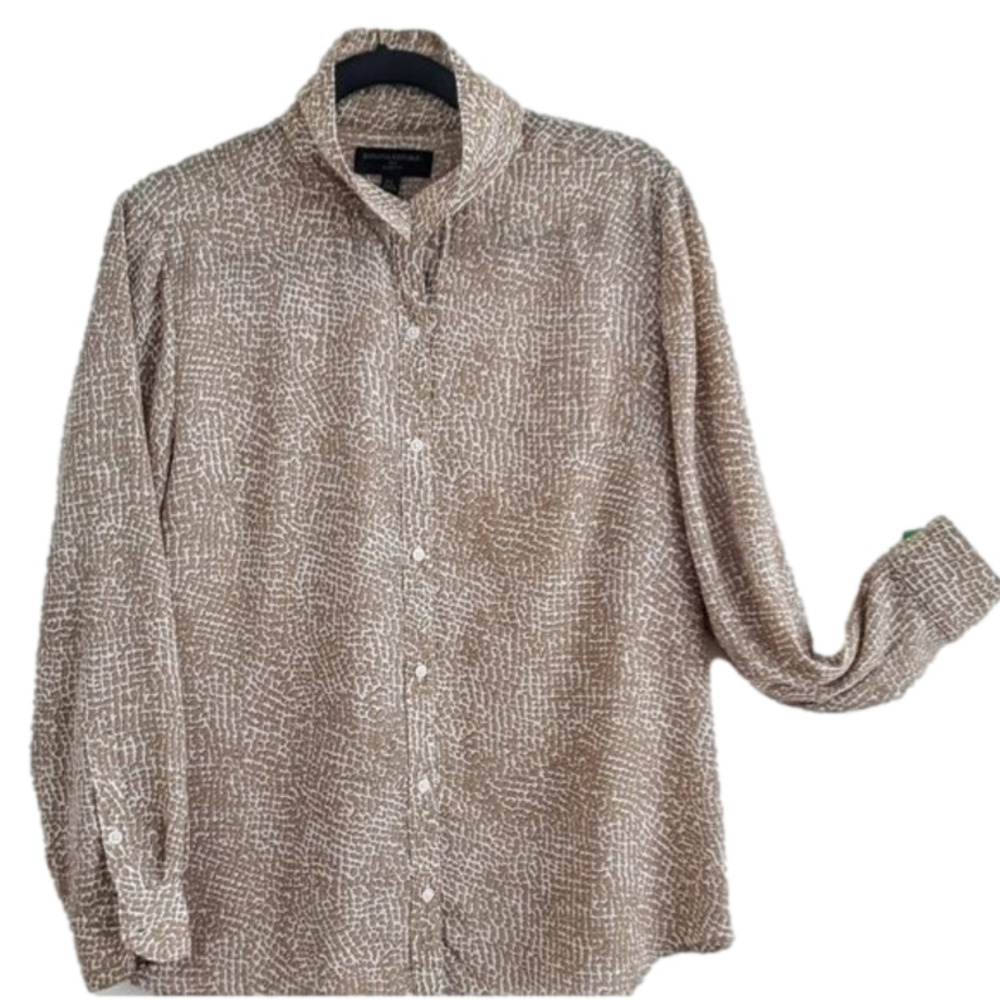 Banana Republic  Classic Long Sleeve PETITE Blouse LP